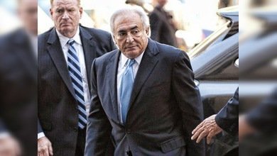 Strauss-Kahn, fuera de la carrera presidencial en Francia