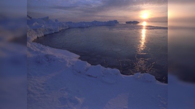Medvédev: limitar el acceso de Rusia a yacimientos árticos es "inadmisible"