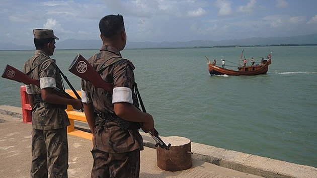 100 personas desaparecidas tras el hundimiento de un barco en Bangladés
