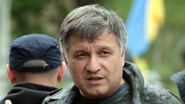 Rusia acusa al ministro del Interior ucraniano de usar métodos de guerra prohibidos