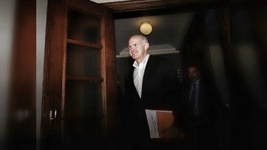 El primer ministro griego pide a sus ministros que se preparen para dimitir