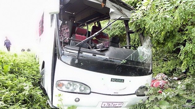 Ucrania: un accidente con un bus de peregrinos rusos deja 14 muertos