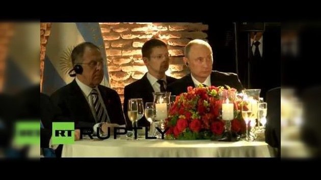 Putin brinda con Fernández de Kirchner y Mujica en la Casa Rosada