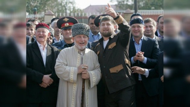Kadýrov desiste de su demanda contra los defensores de los derechos humanos