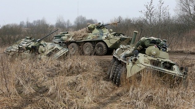 Rusia inicia ejercicios militares en respuesta a la situación en Ucrania