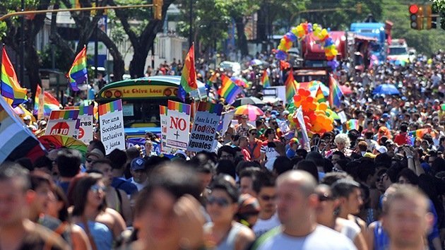 Costa Rica aprueba "por accidente" las uniones homosexuales