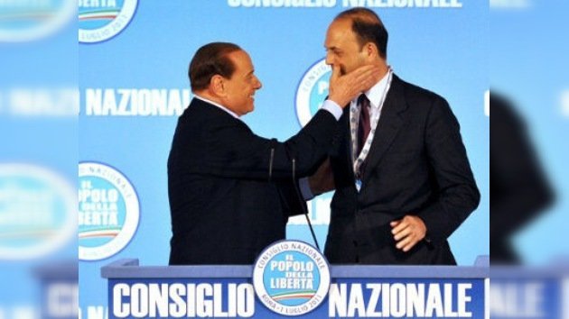 Berlusconi cede el paso a las “nuevas generaciones”