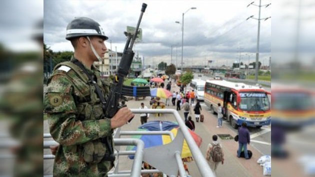 Santos garantiza la seguridad de los comicios en Colombia pese a los recientes incidentes