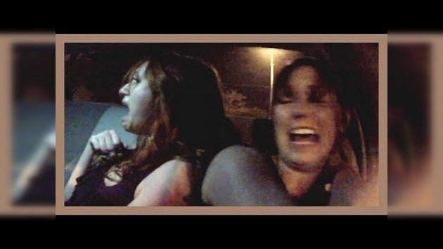 Una broma en un taxi les da un susto de muerte a dos mujeres