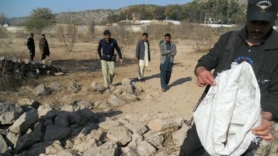 Un estudiante pakistaní muere al intentar detener a un terrorista suicida