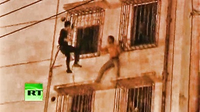 VIDEO: impresionante salvamento de un suicida chino