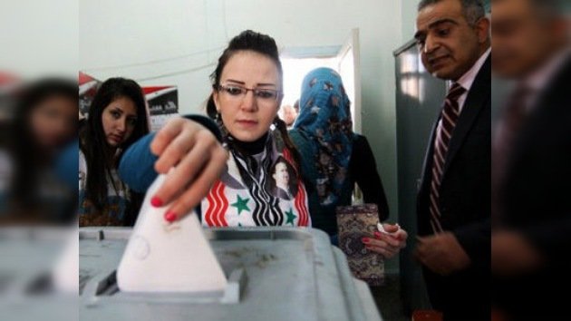 Siria vota el referéndum constitucional en medio de llamadas al boicot 