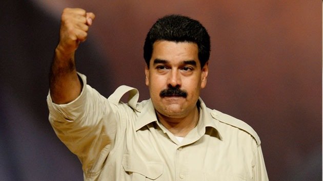 Jaua: "EE.UU. prohibió sobrevuelo del avión de Maduro por su espacio aéreo"