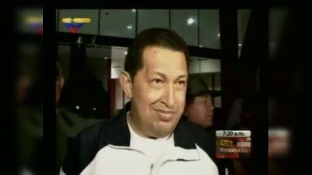 Hugo Chávez regresa a Venezuela después del tratamiento en Cuba