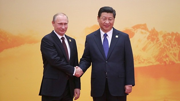 "China y Rusia empujan contra el mundo dominado por EE.UU."