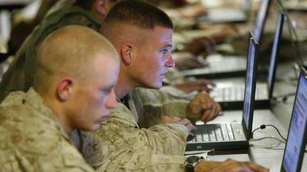 "El Ejército de EE.UU. manipula las redes sociales para fabricar la realidad"