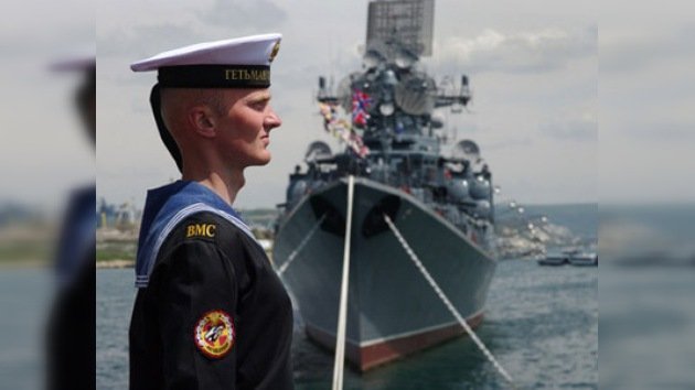 Los marineros rusos desfilaron en los puertos de Ucrania 