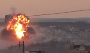 Imágenes impactantes: Momento de la fuerte explosión de un coche bomba en Siria