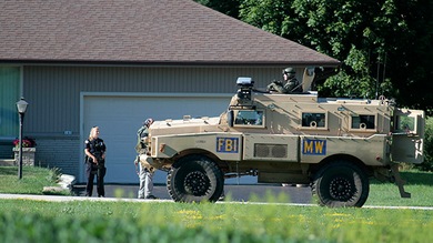 Un joven de 16 años le roba dos rifles al FBI