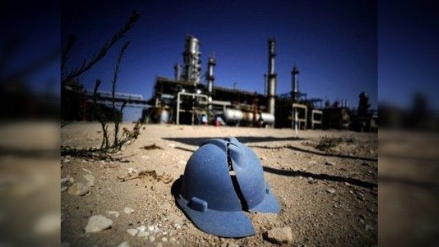 La guerra en Libia se paga a peso de petróleo