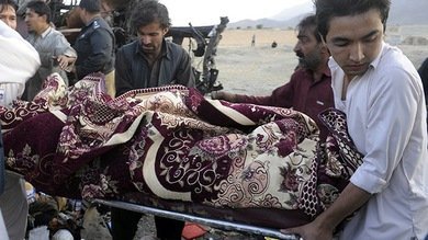 Pakistán: linchan a un hombre acusado de profanar el Corán