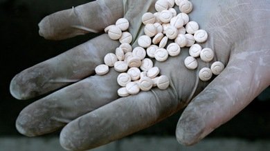 Militantes del Estado Islámico enloquecidos por las drogas violan y decapitan a niños