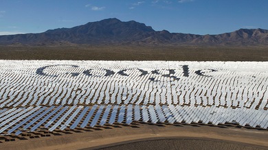 Luces y sombras de la planta solar de Google