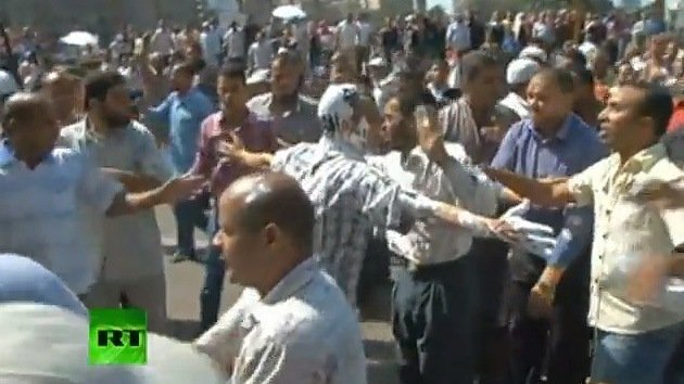 Egipto: Protestas multitudinarias 'celebran' los primeros cien días de Mursi en el poder