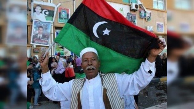 Analista: con la muerte de Gaddafi se entierra la verdad sobre Libia