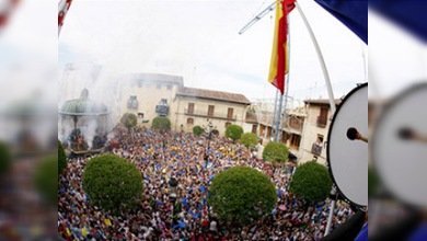 El 'Bombazo' inicia las fiestas de San Juan del Monte