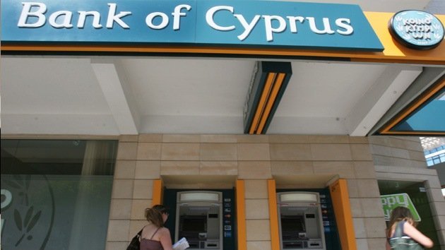 Chipre, otra nación europea a un paso del rescate financiero