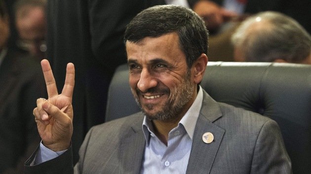 Ahmadineyad: Irán ya es una potencia nuclear pero no amenaza a Israel
