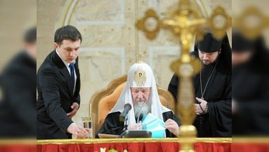 El patriarca Kiril, dispuesto a celebrar misas de difuntos por los suicidas