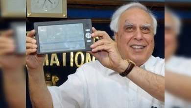 Se lanza en la India la 'tableta escolar'
