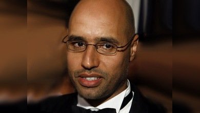 Hijo de Gaddafi, agredido por una milicia en su cautiverio en Libia