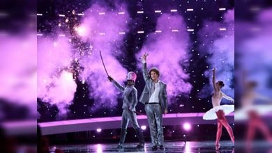 Euforia de fans obliga a cantar dos veces a España