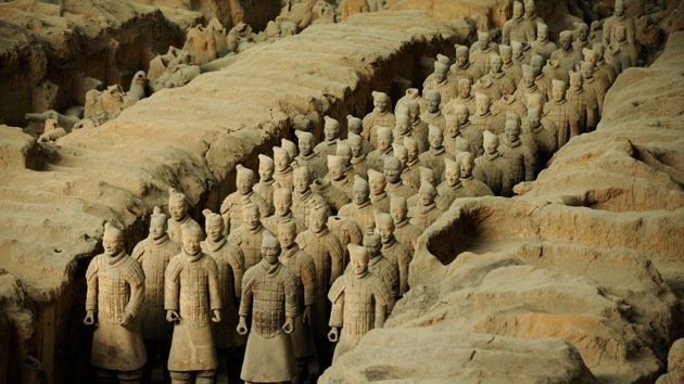 Descubren un palacio dentro de la tumba de guerreros de terracota en China