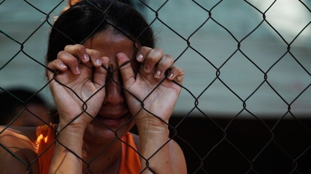 EE.UU.: Encarcelan a una mujer al confundirla con una difunta