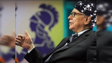 Buffett cambió vinilos raperos por bandana y tatuajes