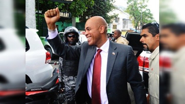 El cantante Michel Martelly juró como nuevo presidente de Haití
