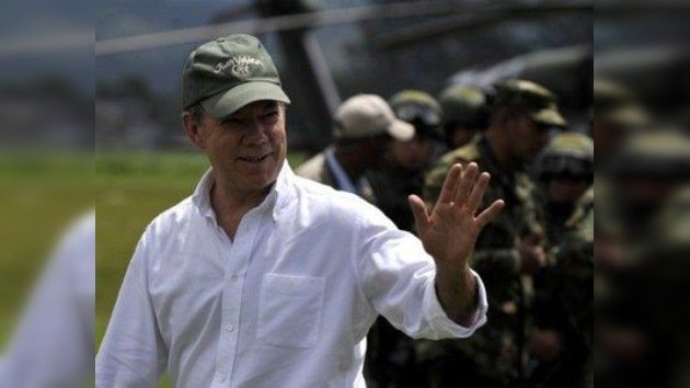 Santos pide gestos y no palabras de las FARC tras la propuesta de paz de la guerrilla