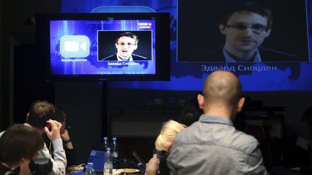 Putin a Snowden: Rusia "no permite" espionaje masivo