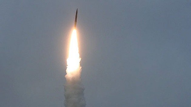 Rusia prueba con éxito un misil balístico "asesino del escudo antimisiles de EE.UU."