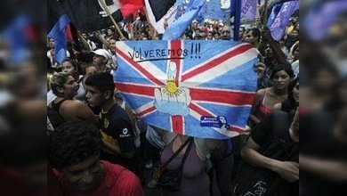 El gobernador de las Islas Malvinas denuncia que Argentina "les complica la vida"