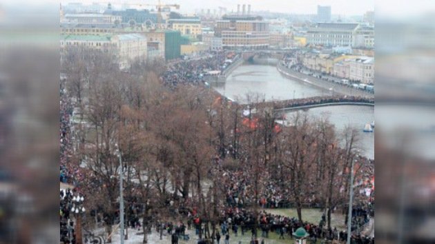 Miles de rusos salen a las calles en protesta por los resultados de las elecciones
