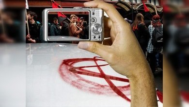 La policía de Londres pide colaboración ciudadana para combatir el anarquismo