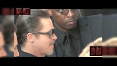 Brad Pitt recibe un puñetazo en la alfombra roja