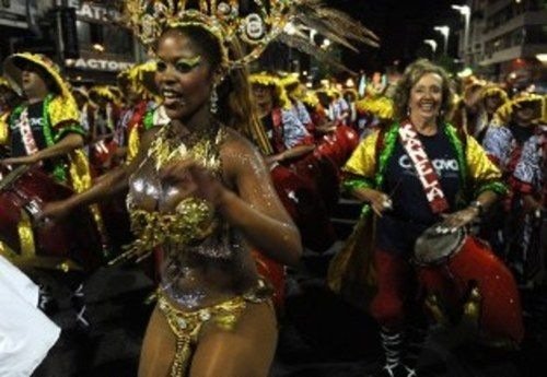 Uruguay celebra el carnaval más largo del mundo 