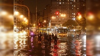 Buenos Aires paralizada por un diluvio