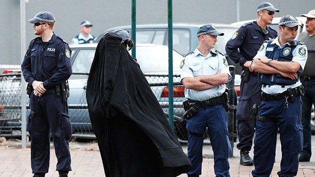 Australia procesa a la esposa del famoso yihadista que posó con cabezas humanas